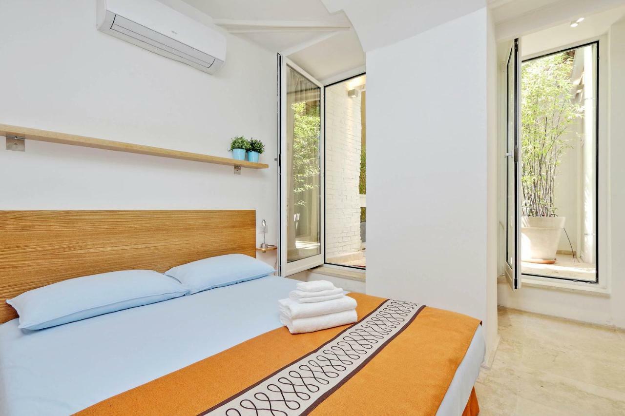 Apartmán Design Loft Campo Dei Fiori Řím Exteriér fotografie